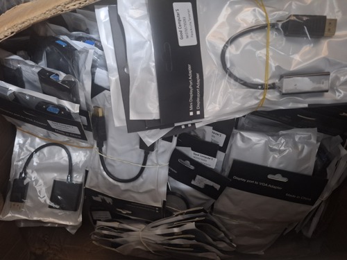Dp to hdmi comveter 