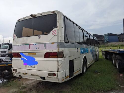Mitsubishi fuso bus 