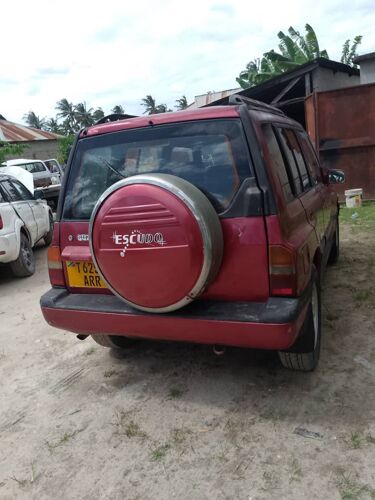 Suzuki Escudo