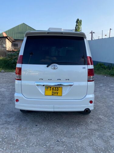 Toyota Noah New 