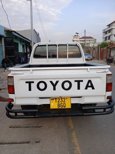 Toyota Hilux Double Cabin