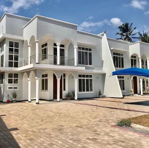 Houses For Rent At Bahari Beach