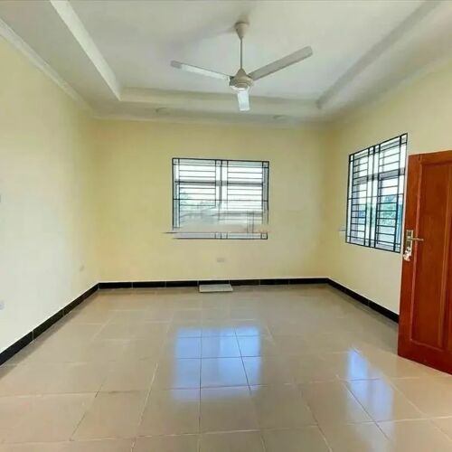 2BED APARTMENT FOR RENT