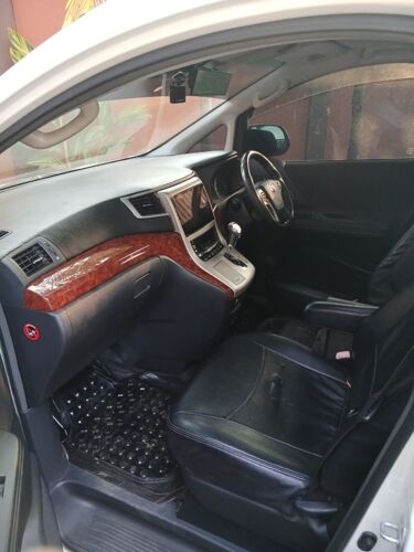 Toyota Velfire