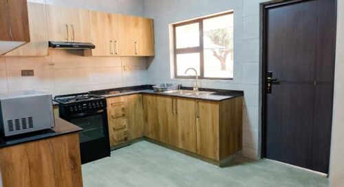 Apartments ya kupanga mwenge 