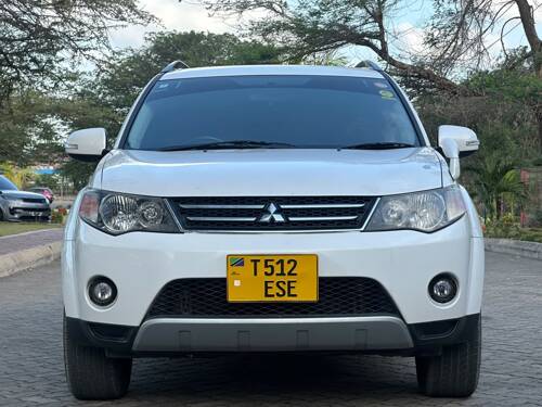 Outlander 2011 22.8m