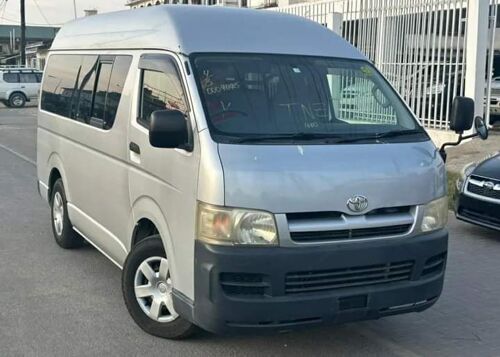 Hiace quantum nauza new