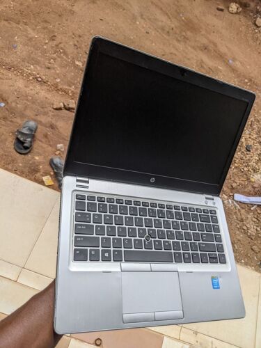 Hp folio/i5/4GB/500GB