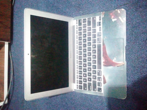 Macbook air 2011
