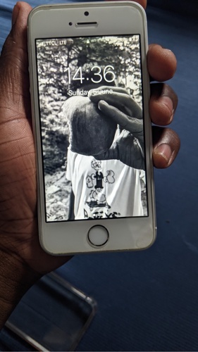 iPhone 5 Se Gb 64