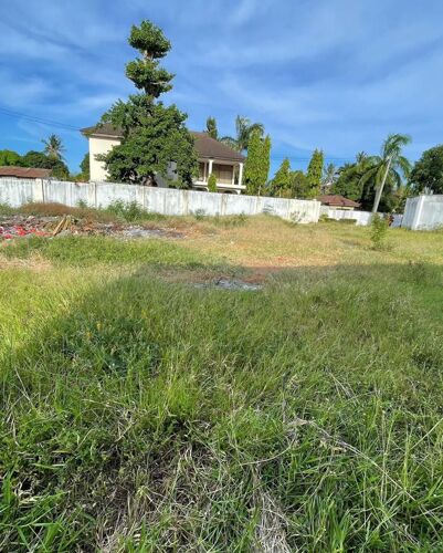 PLOT FOR SALE  