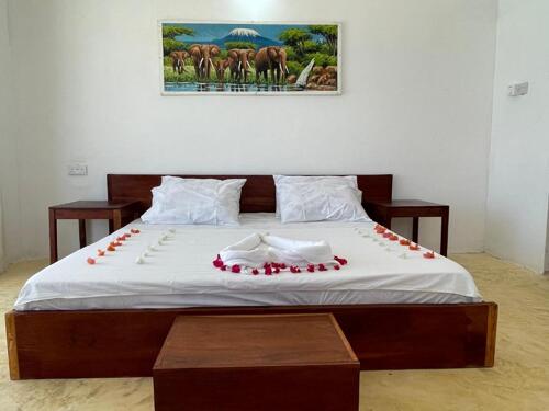 12 Rooms Bed & Breakfast Hotel in Jambiani