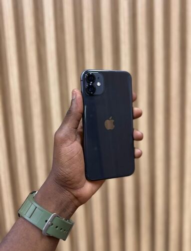 iPhone 11Plain GB 64 