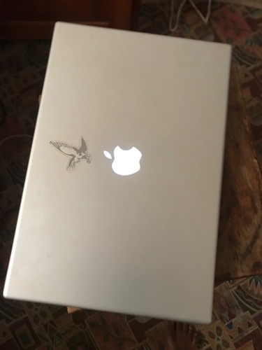 MacBook Pro 160Gb,ram4