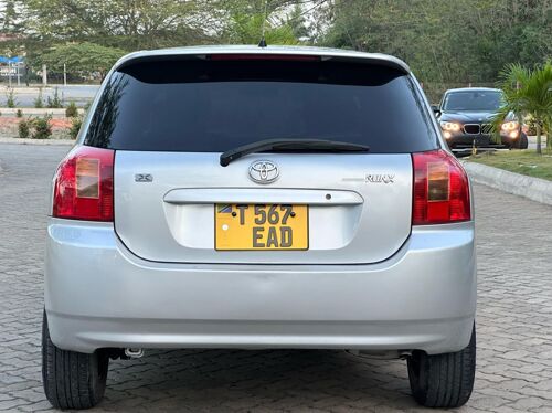 Toyota runx 2002