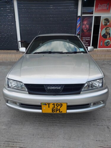 2000 TOYOTA CARINA TI