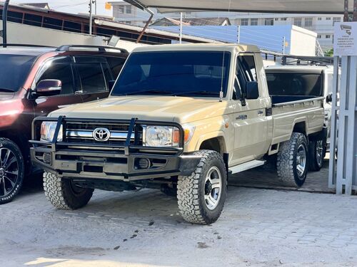 Land cruiser pickup 