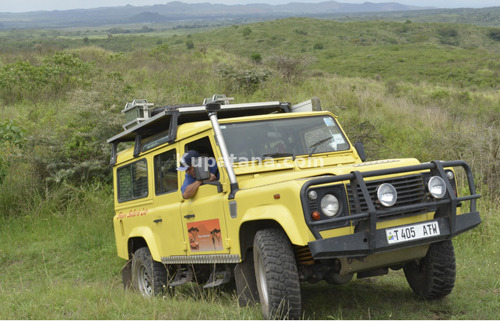 Self Drive Safari Tanzania with 4x4 Safari Vehicles