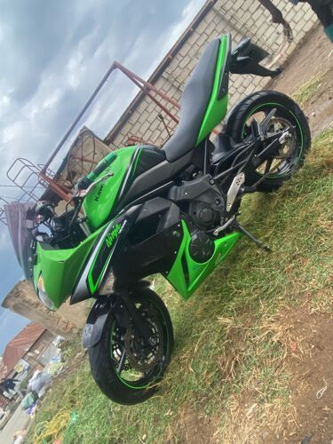 Kawasaki Ninja 400