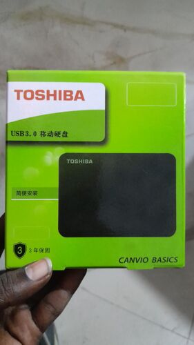 500 GB TOSHIBA EXTERNAL DISK