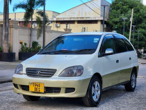 Toyota Nadia 