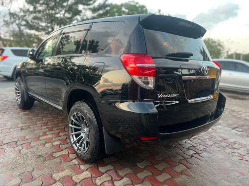 TOYOTA VANGUARD