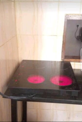 Induction cooker.