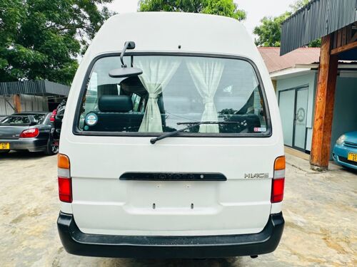 NAUZA TOYOTA HIACE DUNGU