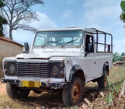 LAND ROVER DEFENDER PICKUP 200