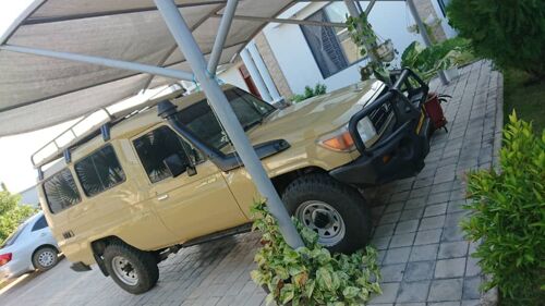 TOYOTA LAND CRUISER