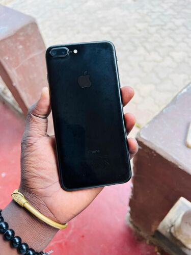 Iphone 7+ gb 32 martblack