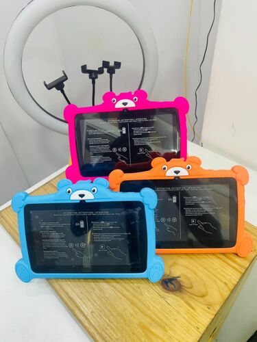 TABLET ZA WATOTO 