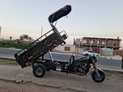 Guta Tipper Sinoray mil 4.8 tu