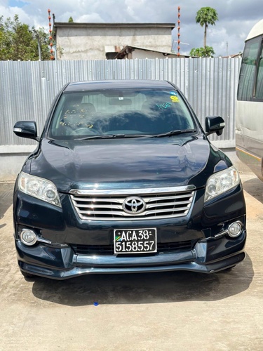 Toyota vanguard 7 Seats 2010