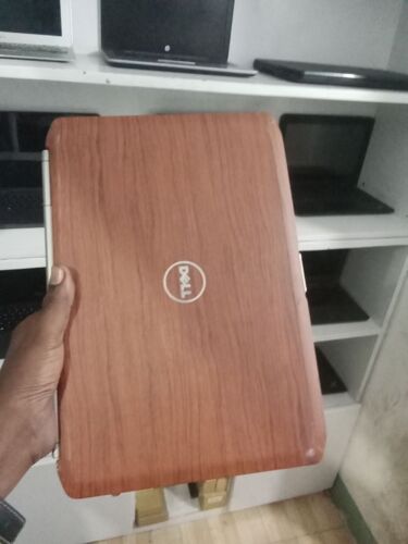 Dell laptop computer 