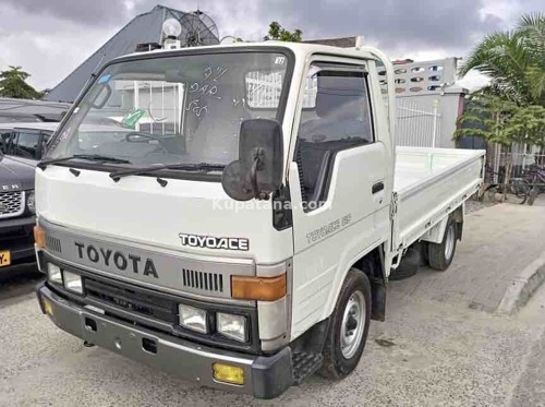 TOYOTA TOWNACE TRUCK TON 1.5 