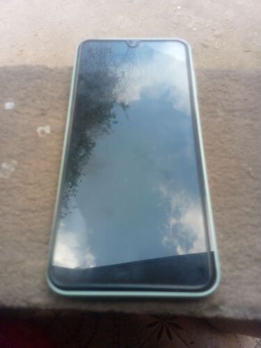 Samsung Galaxy a16 250