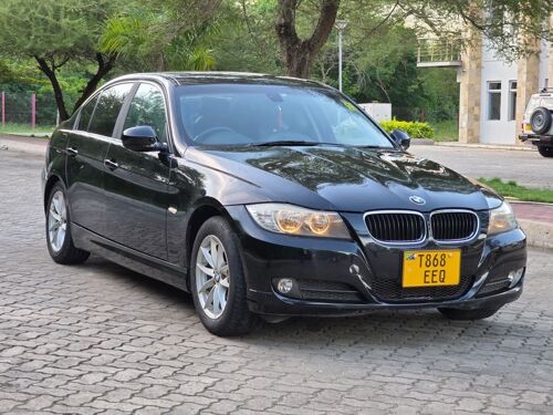 BMW SERIES 3 NZURI SANA 