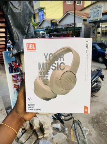 JBL HEADPHONES