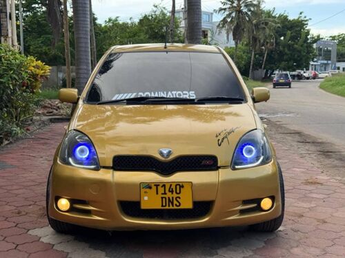 Toyota vitz Rs