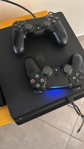 PS4 SLIM