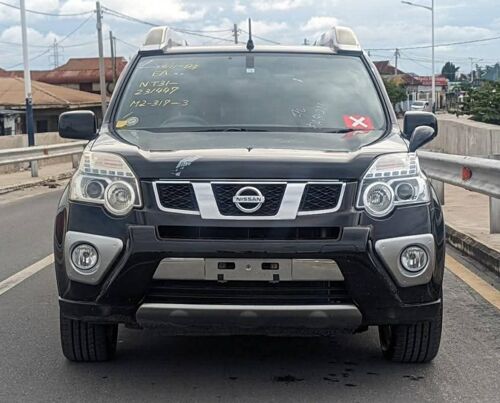 Nissan extrail nauza new safi