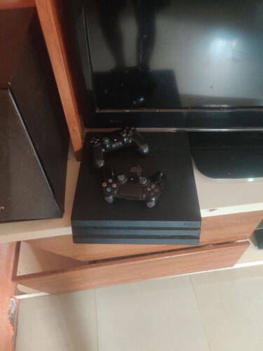PS4 pro padi mbili game nne 