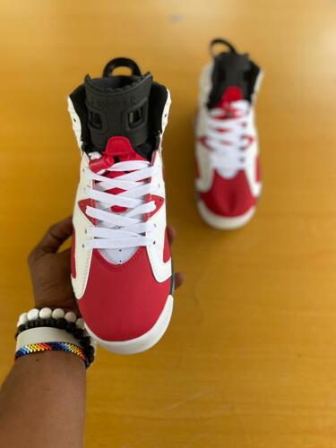 Men’s shoes