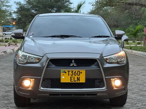 MITSUBISH RVR