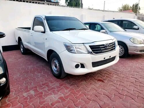TOYOTA HILUX PICK UP 