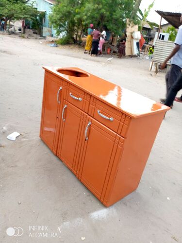 Kitchen cabinets 