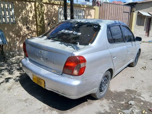 Toyota Platz