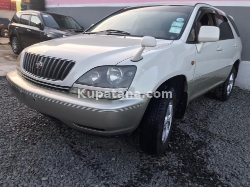 HARRIER OLD MODEL KINANDA KWELI KWELI IPO SOKONI