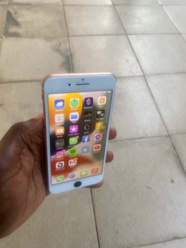 IPHONE 7PLUS 256GB BEI 350,000